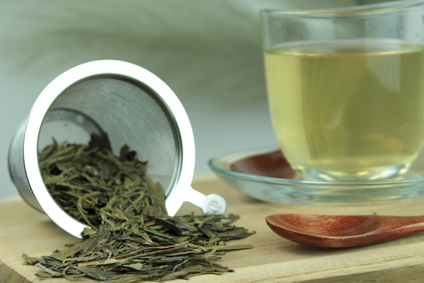 China Lung Ching „Dragon Well“ – Grüner Tee aus Zhejiang, zart & blumig