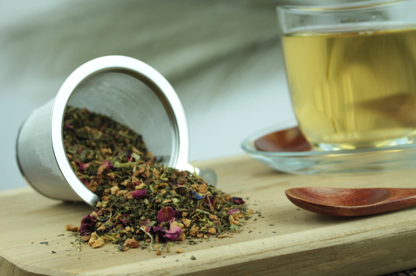 Orangenblüten Zauber – Aromatisierter Kräutertee mit Blüten & Orangenschale