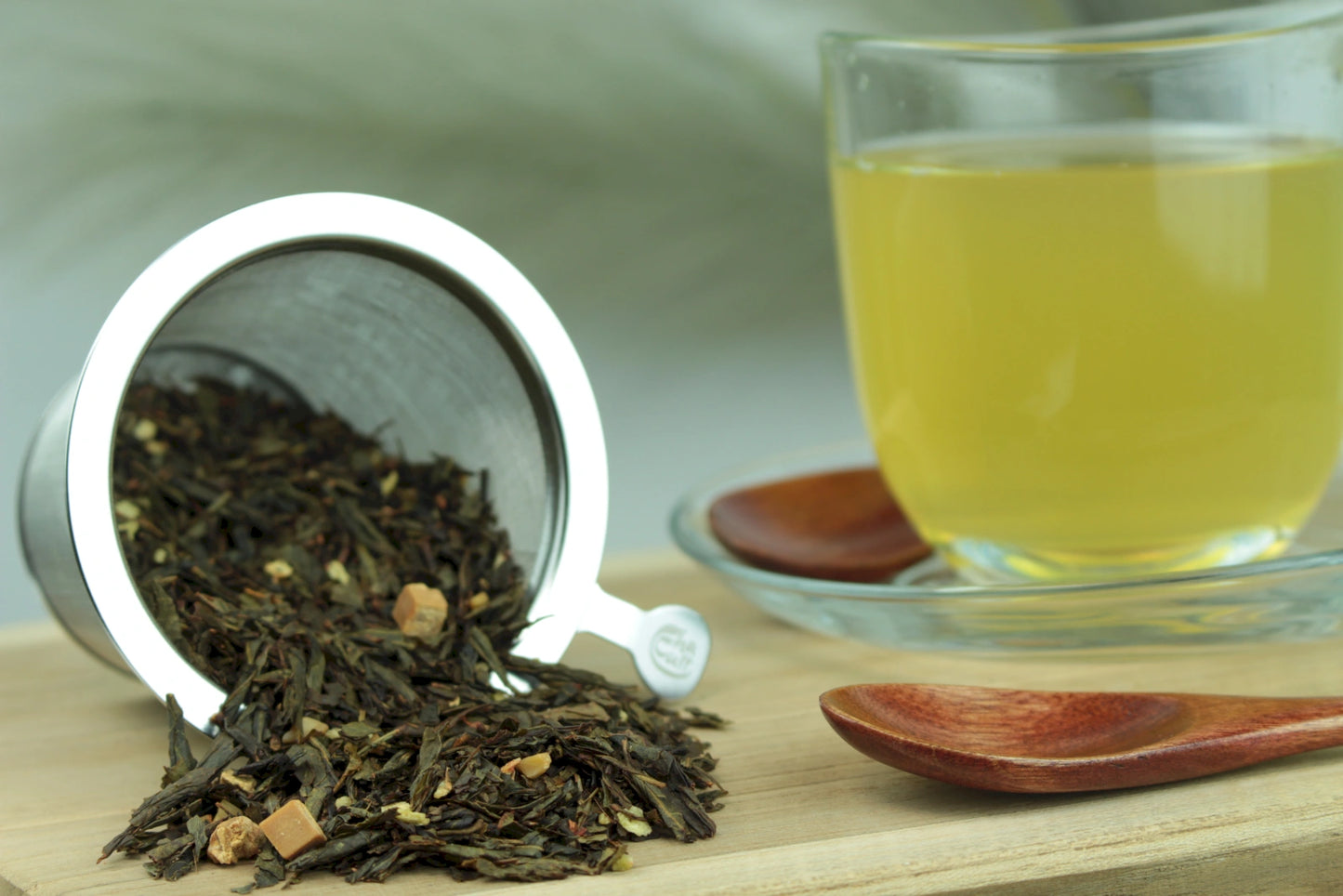 Sencha Mandelmilch – Aromatisierte Grünteemischung