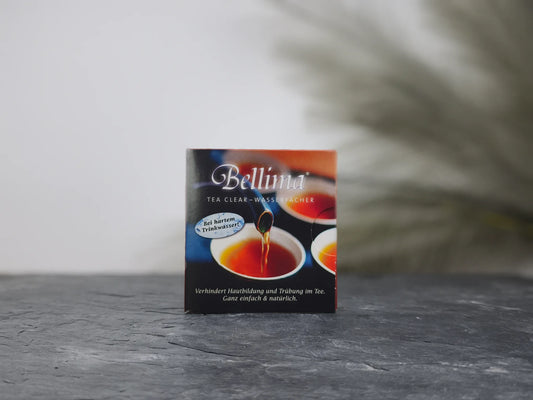 Produktfoto der Verpackung des Bellima Tea Clear-Wasserfilters für klaren Tee und weniger Kalk bei hartem Trinkwasser.