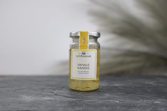 Produktfoto des Glases mit Vanille-Kandis von L.W.C. Michelsen mit Bourbon-Vanille-Sirup.