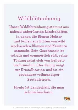 Produktbeschreibung Wildblütenhonig mit Text über Geschmack, Herkunft und Eigenschaften auf hellem Hintergrund mit kleiner Biene unten rechts